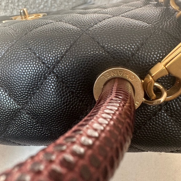 SOLD RARE Chanel Coco Top Handle Black Real Lizard Handle GHW Medium Bag - Picture 7 of 10